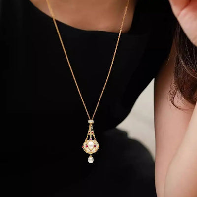 Victoria Necklace  24k Gold Plated™