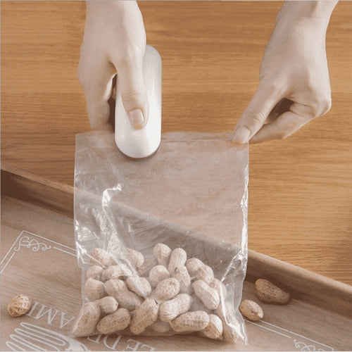 Compact Mini Sealing Machine™